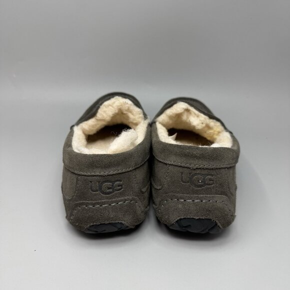 UGG Ascot Mens Slippers Loafer Size 9 Gray Suede Sheepskin Lined Shoes main image 7
